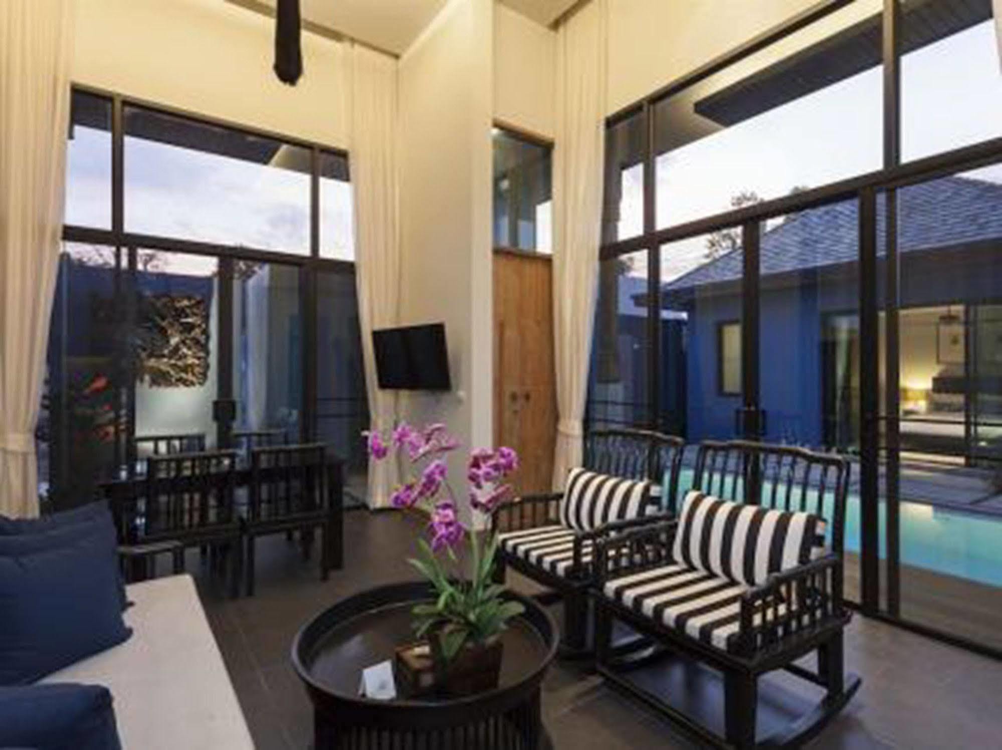 Wings Phuket Villa By Two Villas Holiday Exteriör bild